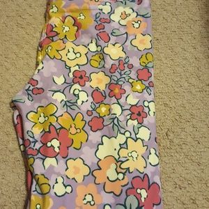 Lularoe OS Disney leggings